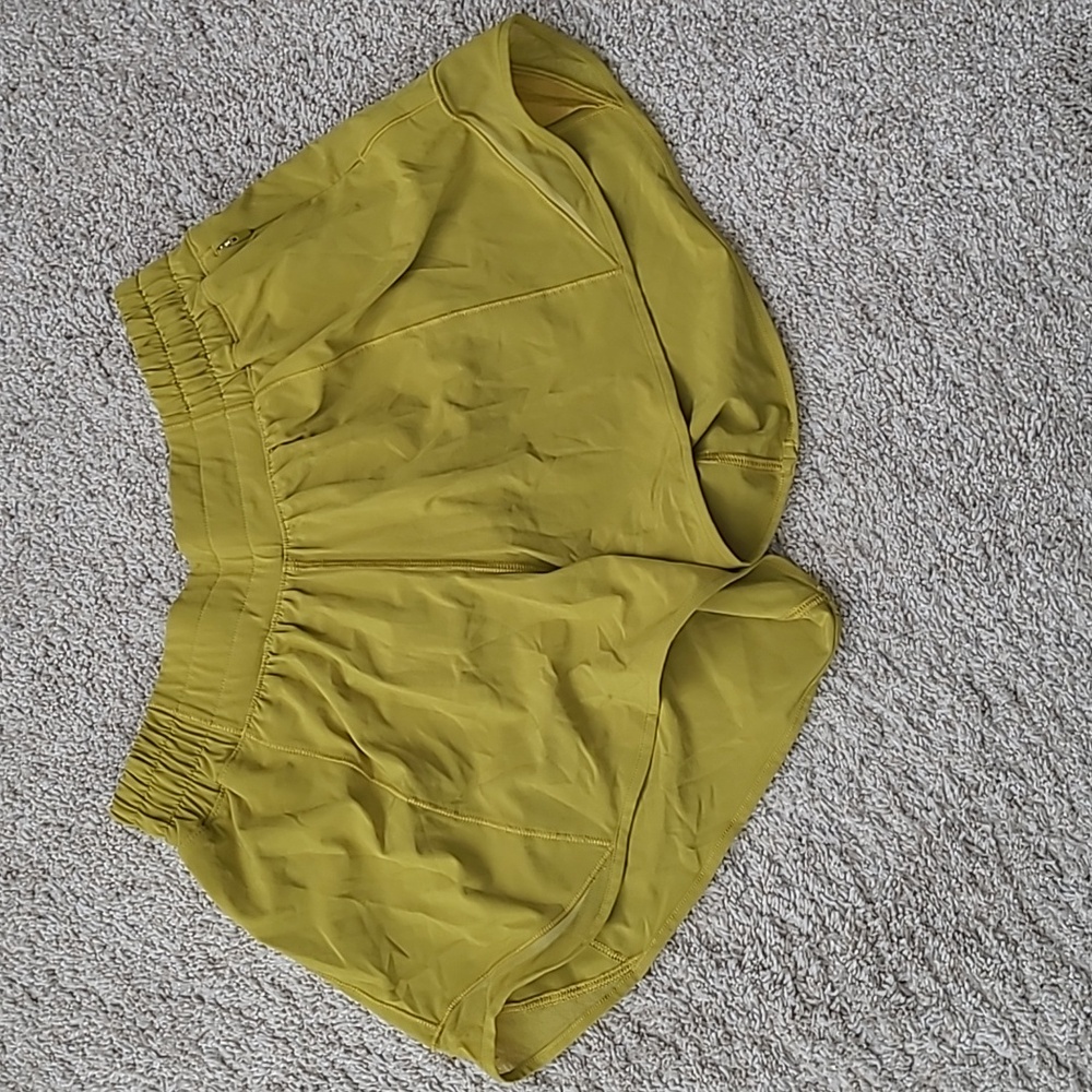 Lululemon shorts size 6T